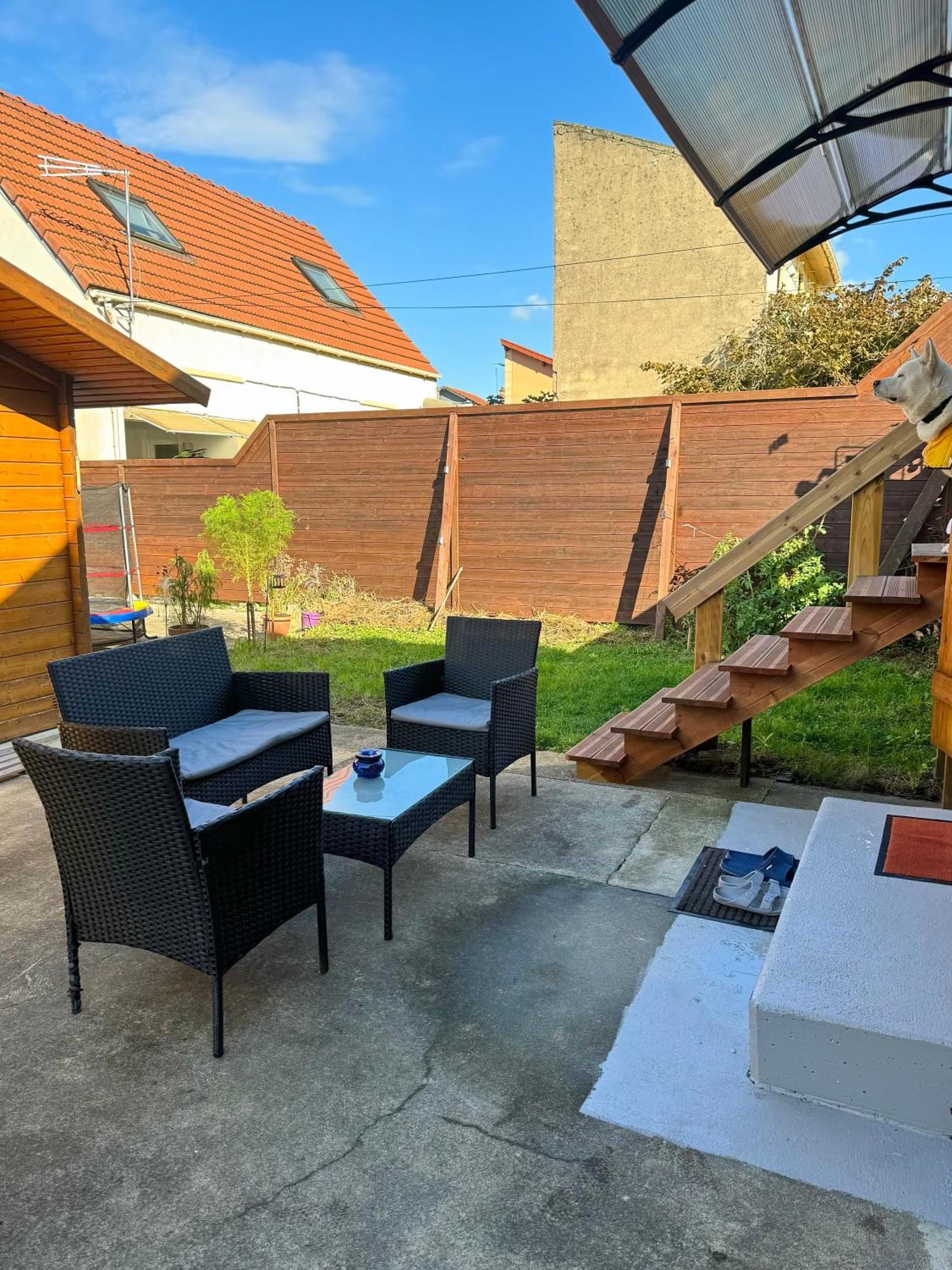 Cozy Cottage Paris Suburb! Бобиньи Экстерьер фото